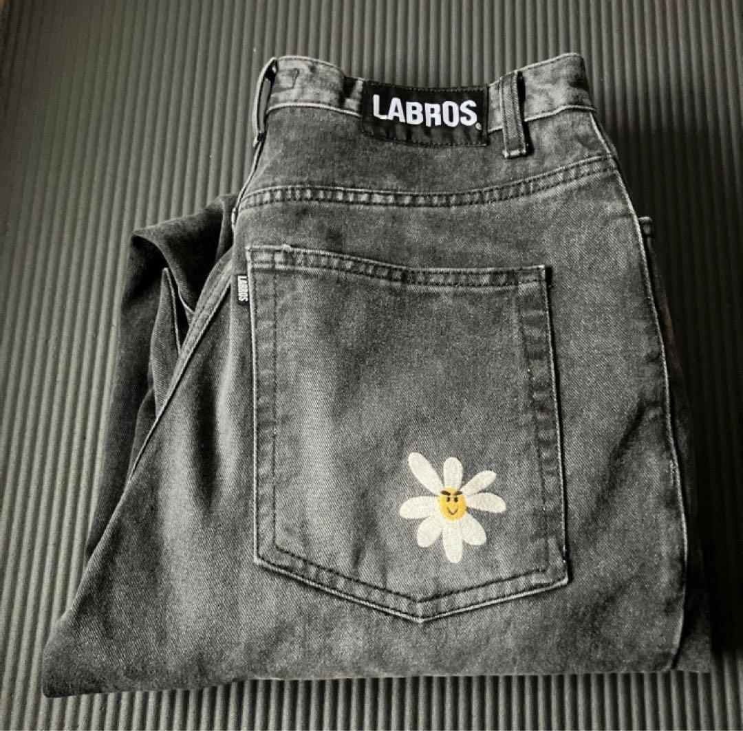 完売品LABROS グレー ワイドフィットデニム確実正規品