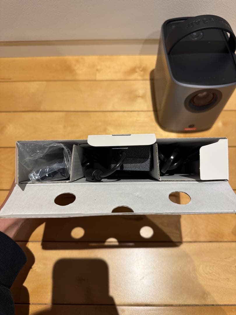 美品！Anker Nebula Mars 3 Airプロジェクター