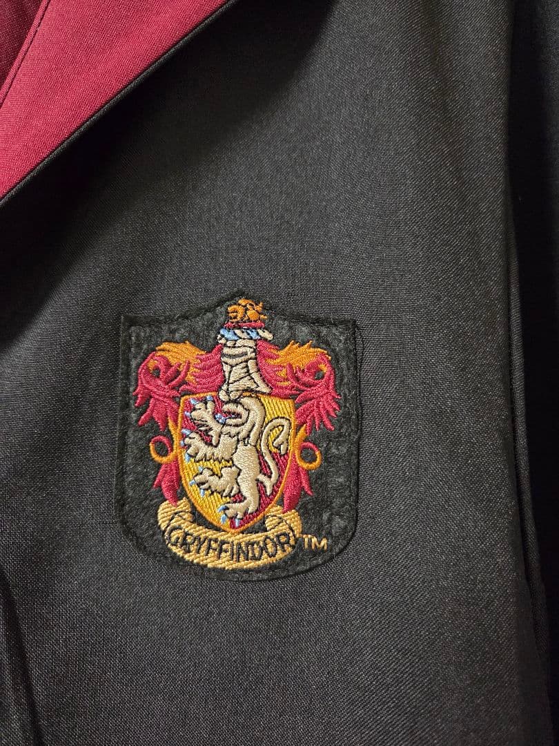 新品、未使用品　ハリー・ポッター　グリフィンドール　ローブ　XS