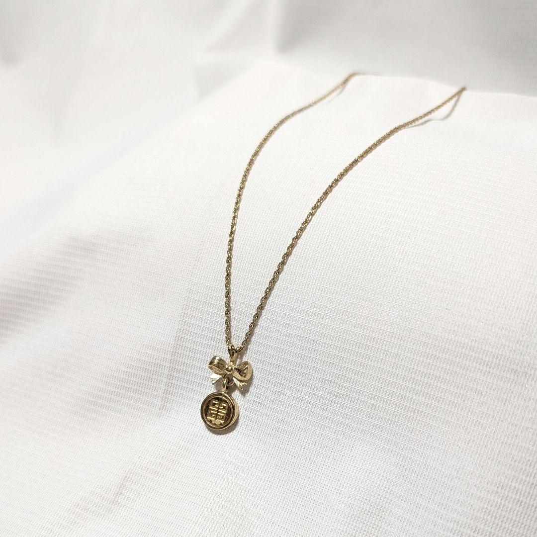 【GIVENCHY】90s~リボン付き・シグネチャーロゴネックレス　ゴールド