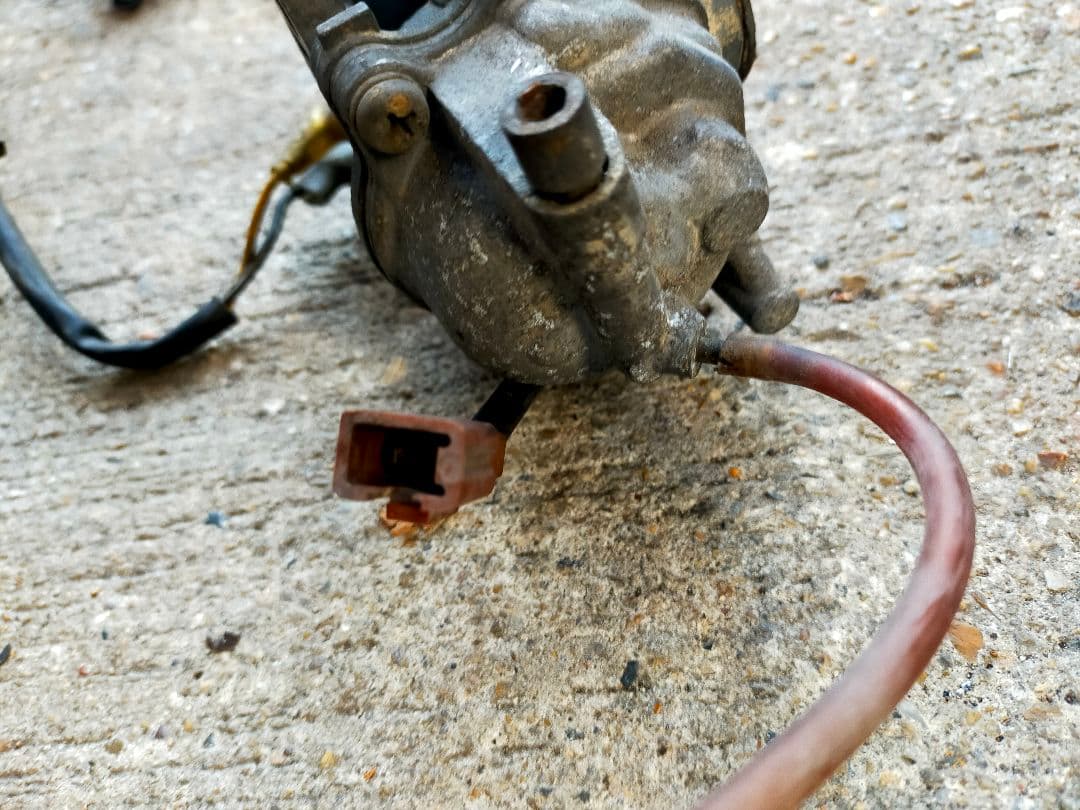 セピアzz ca1ebのエンジン 値下げいたします