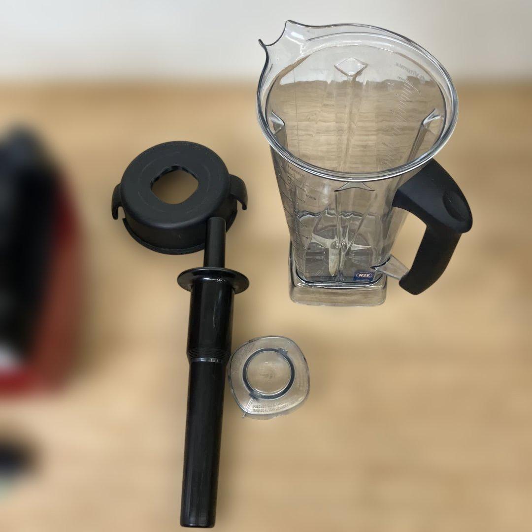 Vitamix VM0111 赤 ブレンダー　動作確認済み