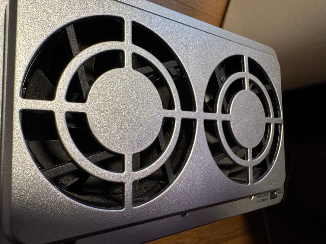 TerraMaster F4-210 4ベイNAS RAID対応 シルバー