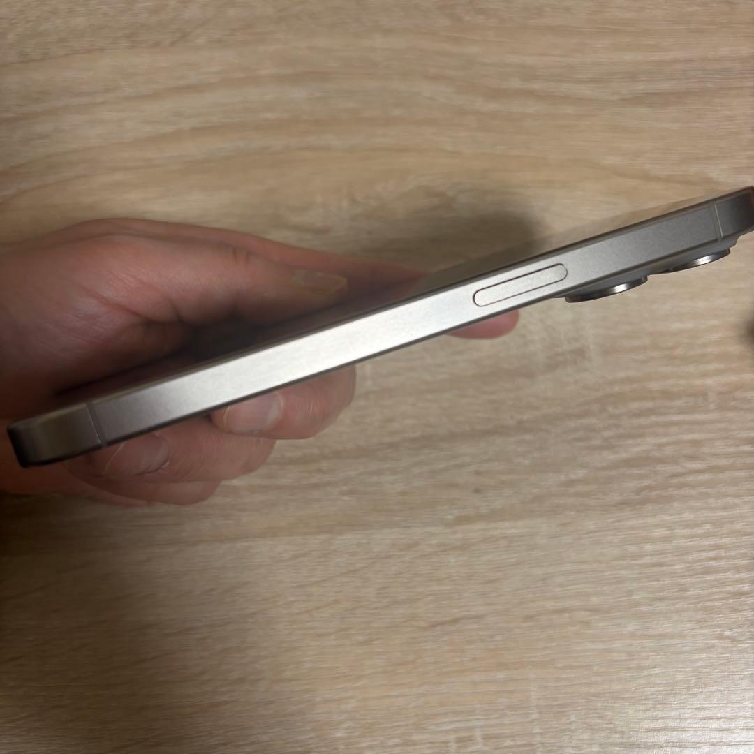 iphone15pro 256GB美品ナチュラルチタニウム