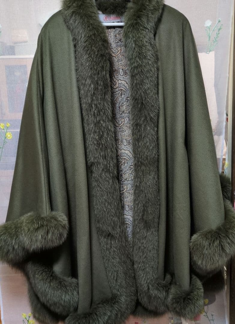 オリーブグリーン ケープコート ファー付き