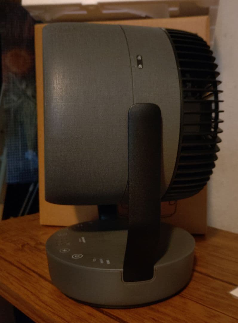 【新品同様】プラズマクラスターサーキュレーター PK18S02-B ブラック 黒