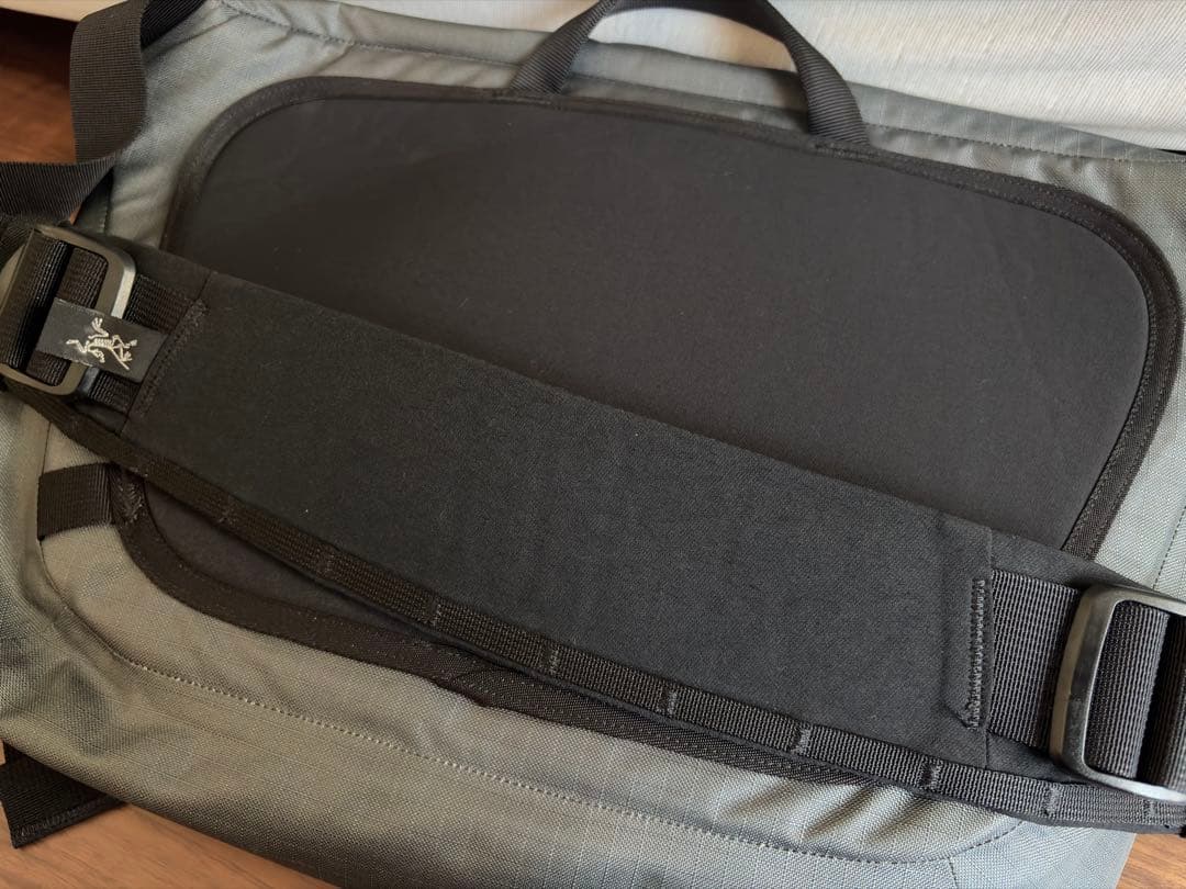 【らい】Arc'teryx Granville 10