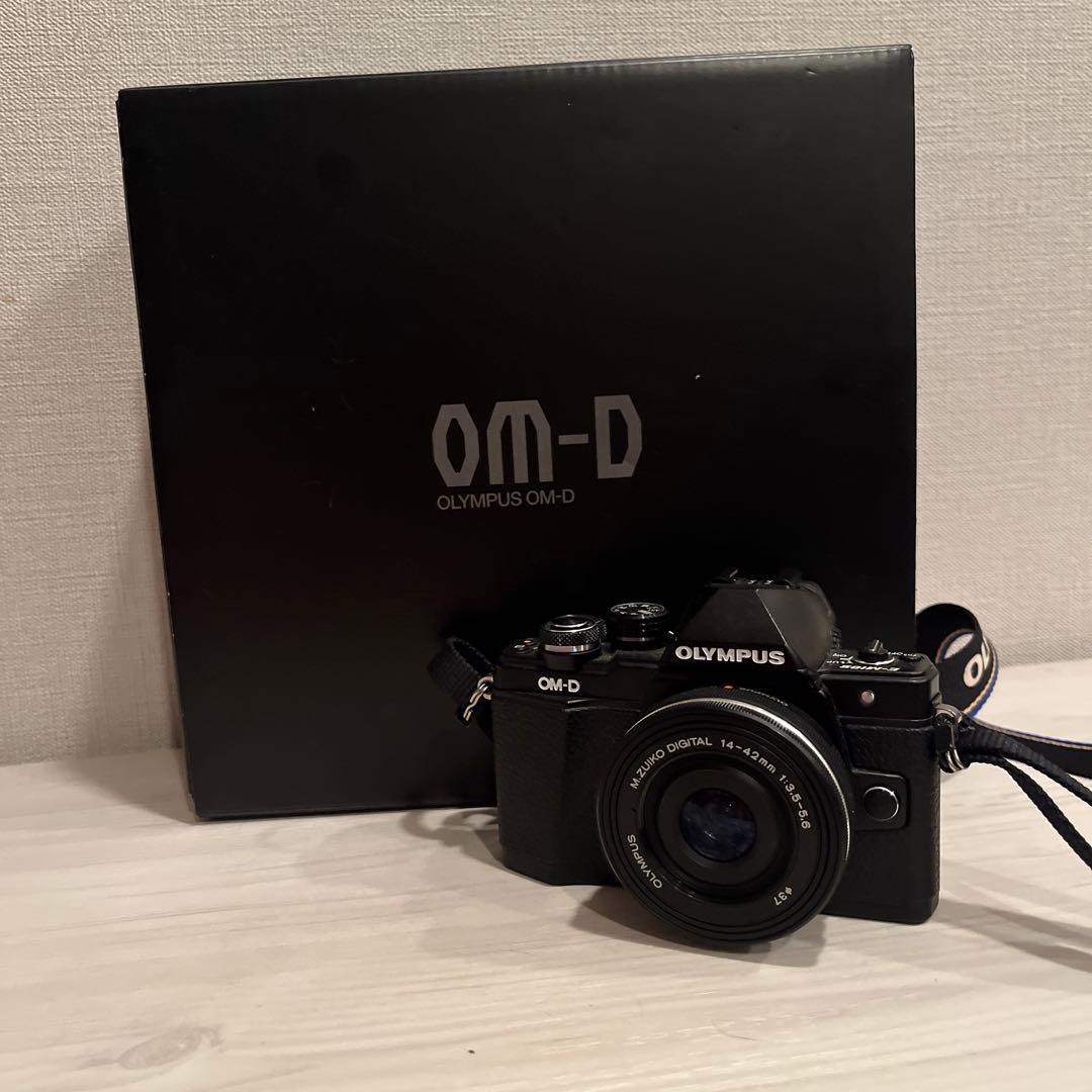 【デジタルカメラ】OLYMPUS OM-D E-M10 Mark II