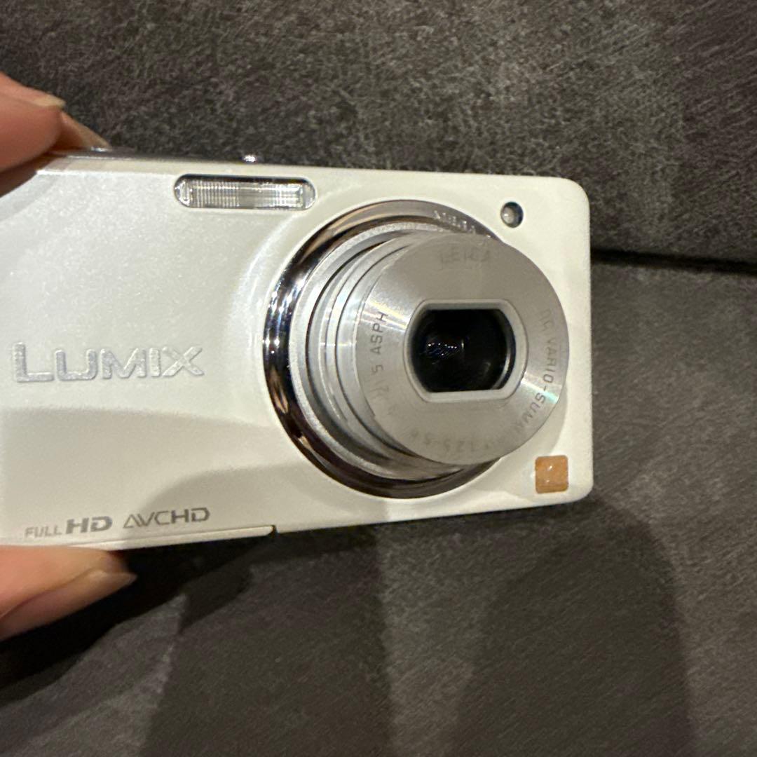 LUMIX デジタルカメラ DMC-FX77