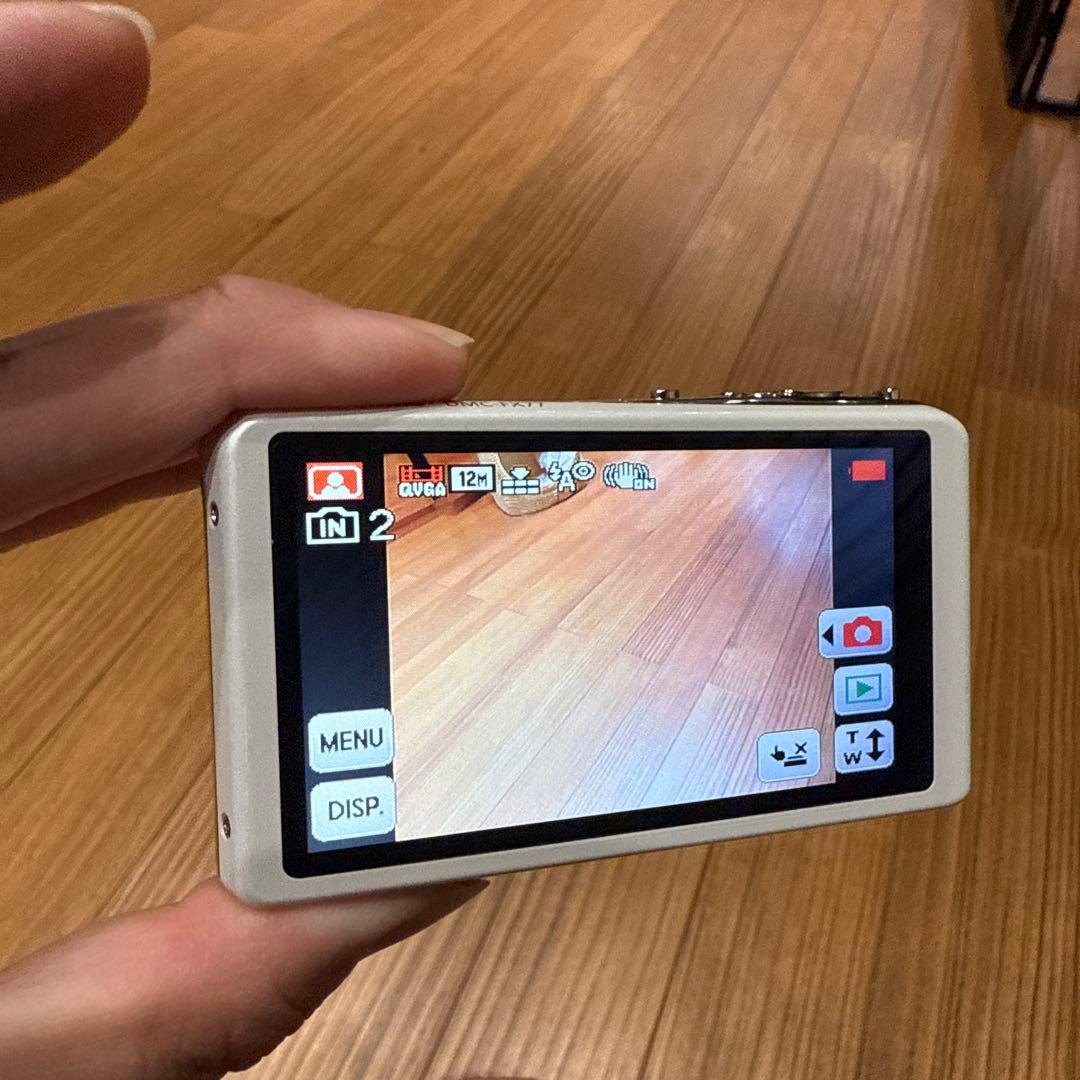 LUMIX デジタルカメラ DMC-FX77