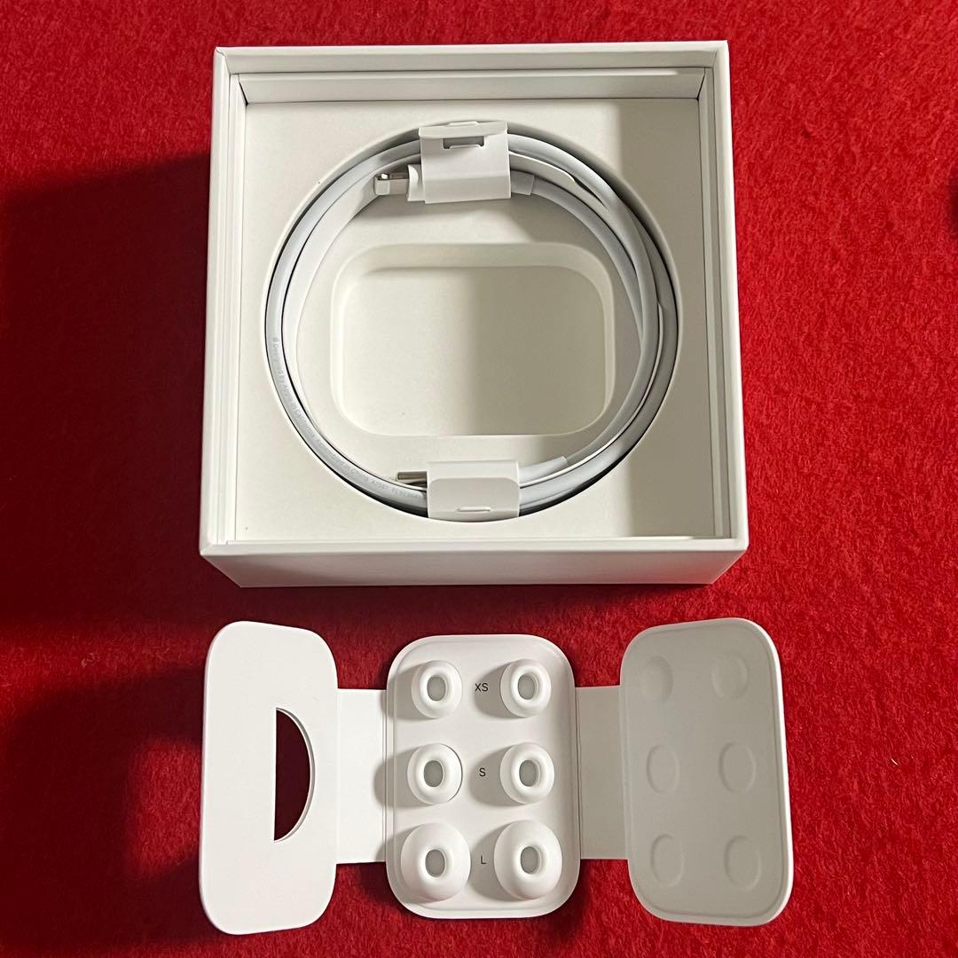 【正規品】AirPods Pro 2 左・右・ケースセット(右のみ交換修理推奨)