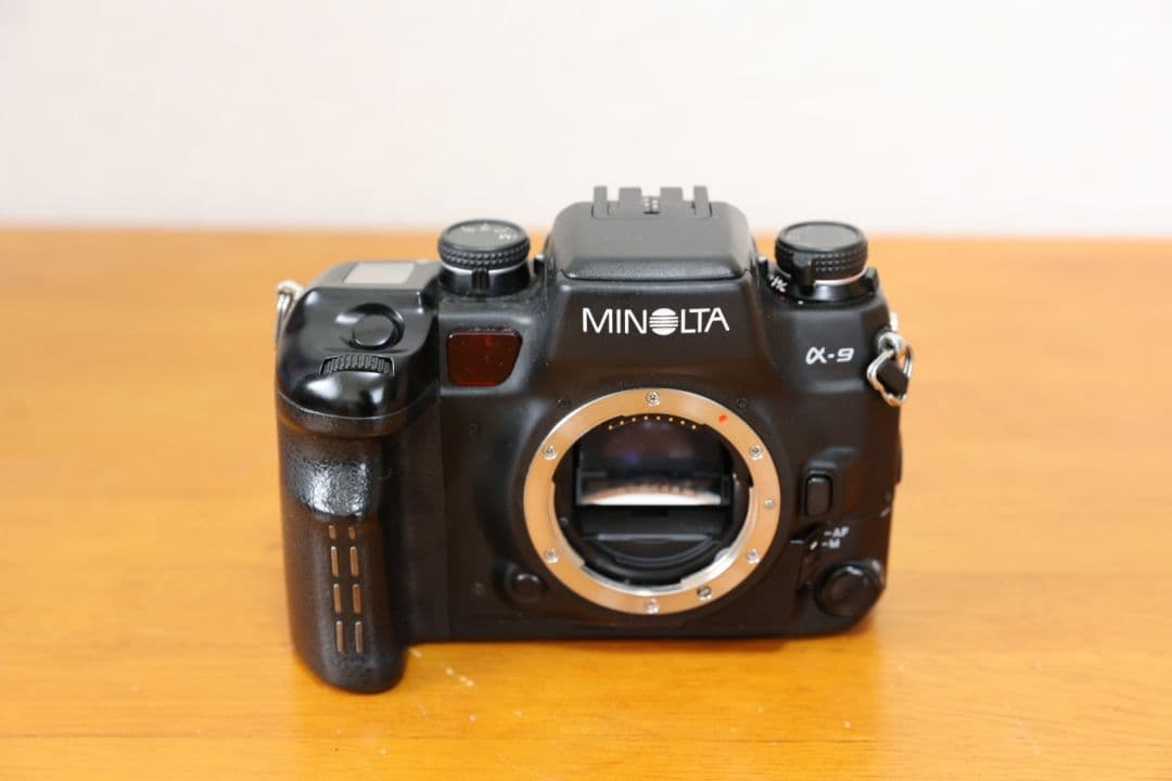 ジャンク　ミノルタ　α-9