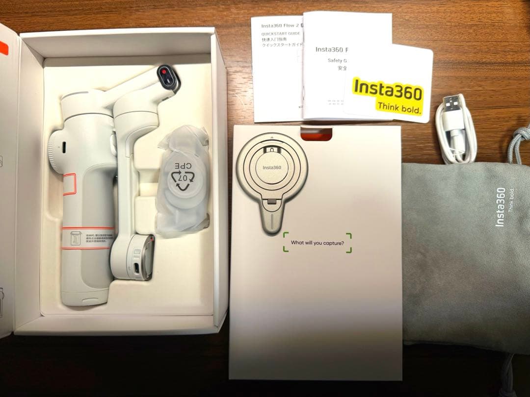 Insta360 Flow 2 Pro ホワイト+磁気スマートフォンマウント