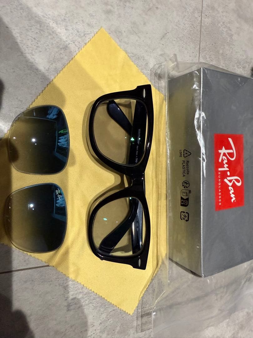 小物 Ray-Ban WAYFARER Black
