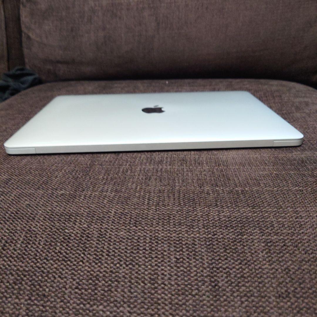 【週末限定値下げ中】MacBookPro M2 16GB 256GB 13.3㌅