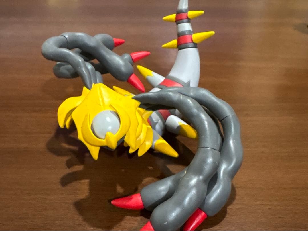 立体ポケモン図鑑　ギラティナ　アナザー・オリジンフォルムセット