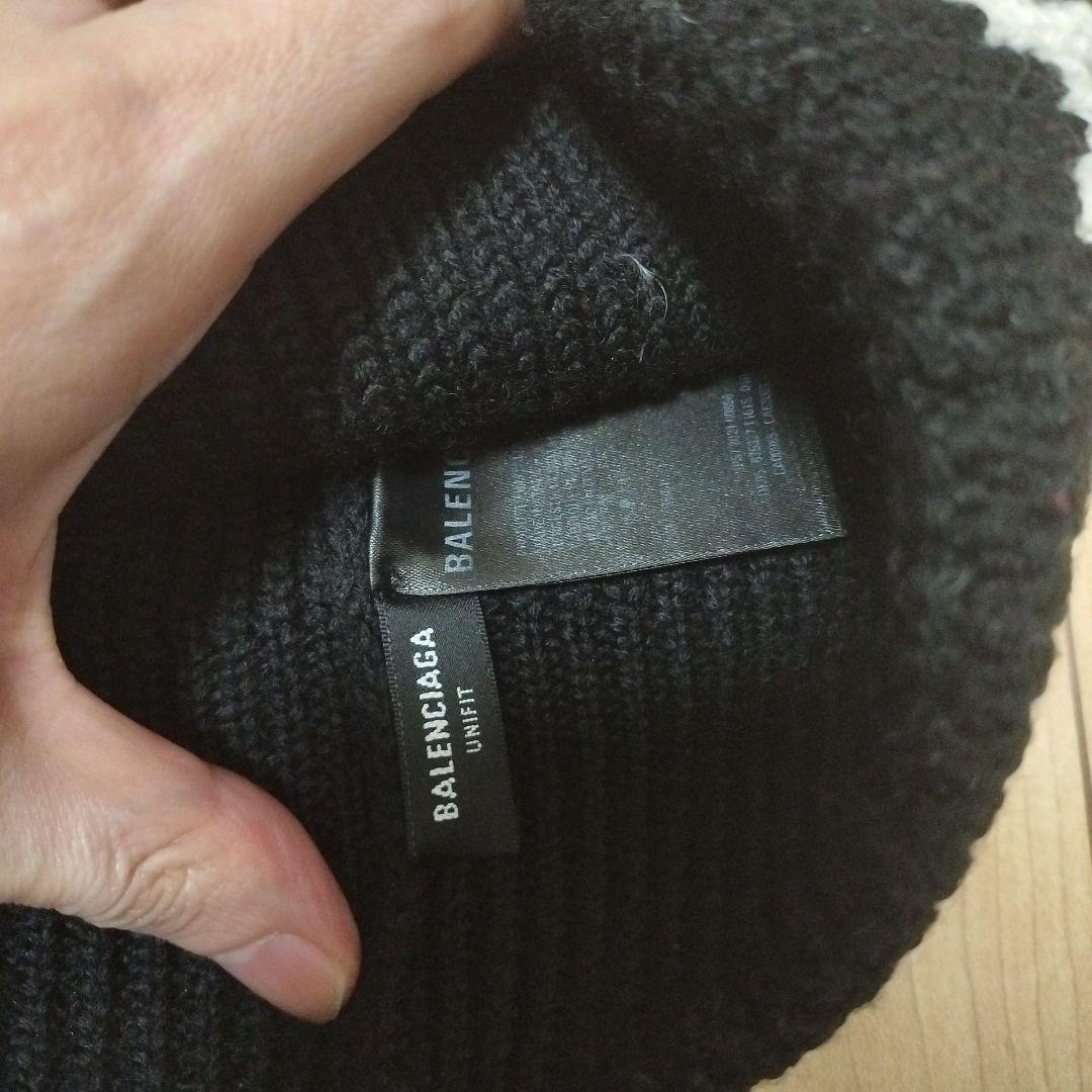 バレンシアガ　ニットキャップ