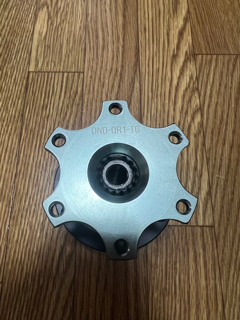 DND performance クイックリリース ステアリング