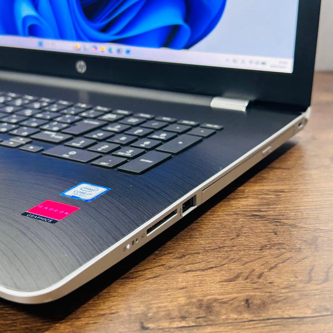 core i7★SSD&HDD搭載★メモリ16GB★17.3㌅大型ノートパソコン