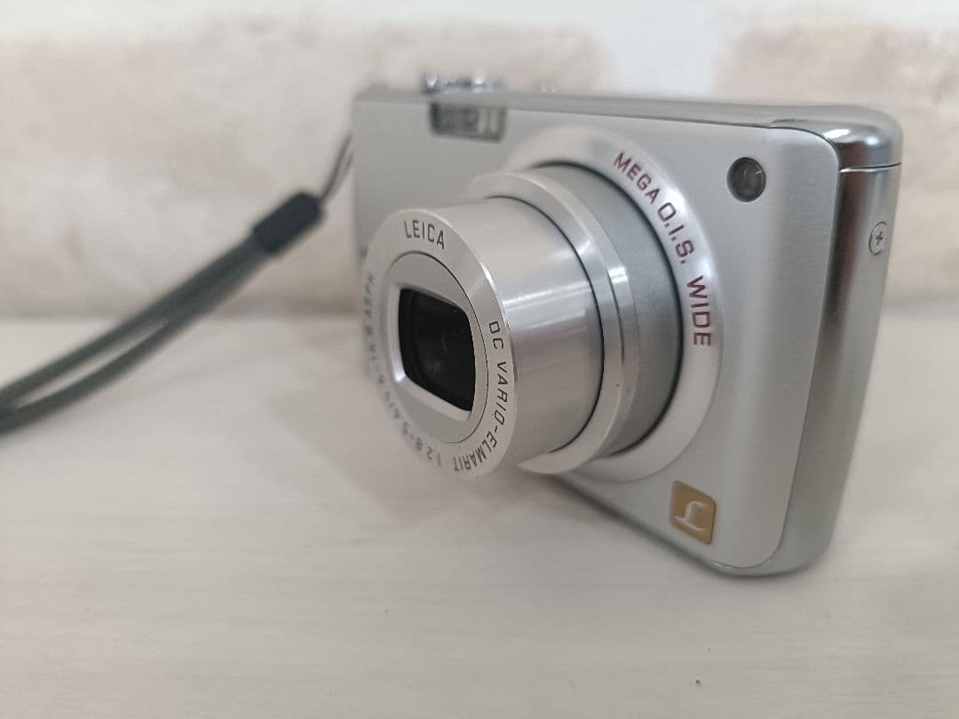 【美品♪】Panasonic DMC-FX01 デジタルカメラ　動作確認済み