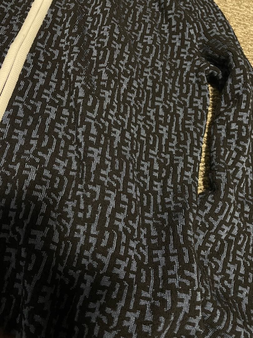 ERIKA Diesel] メンズ ニット ジップアップ カーディガン総柄