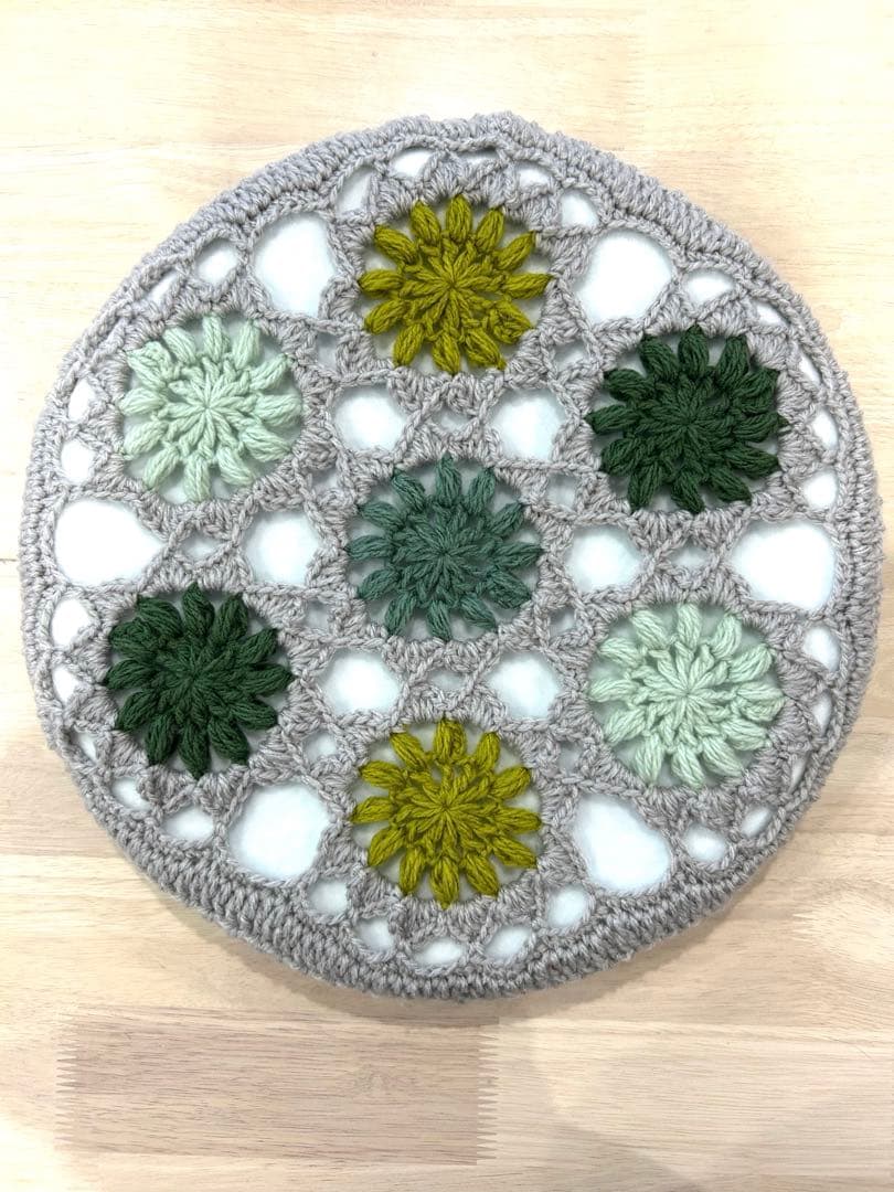 taka様　手編み　モチーフ編み　丸クッション座布団カバー
