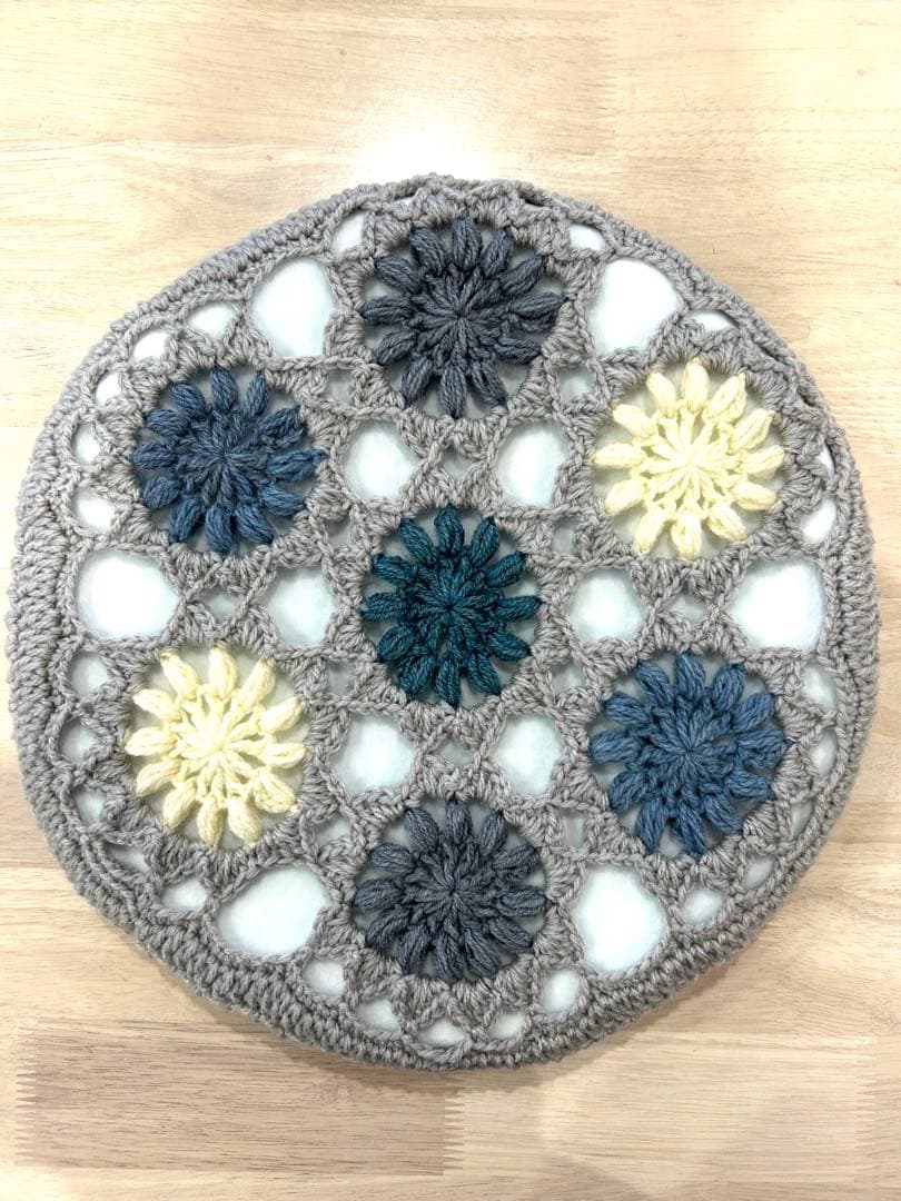 taka様　手編み　モチーフ編み　丸クッション座布団カバー