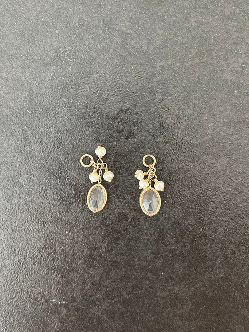 agete クォーツ　パール　ピアスチャーム　K10