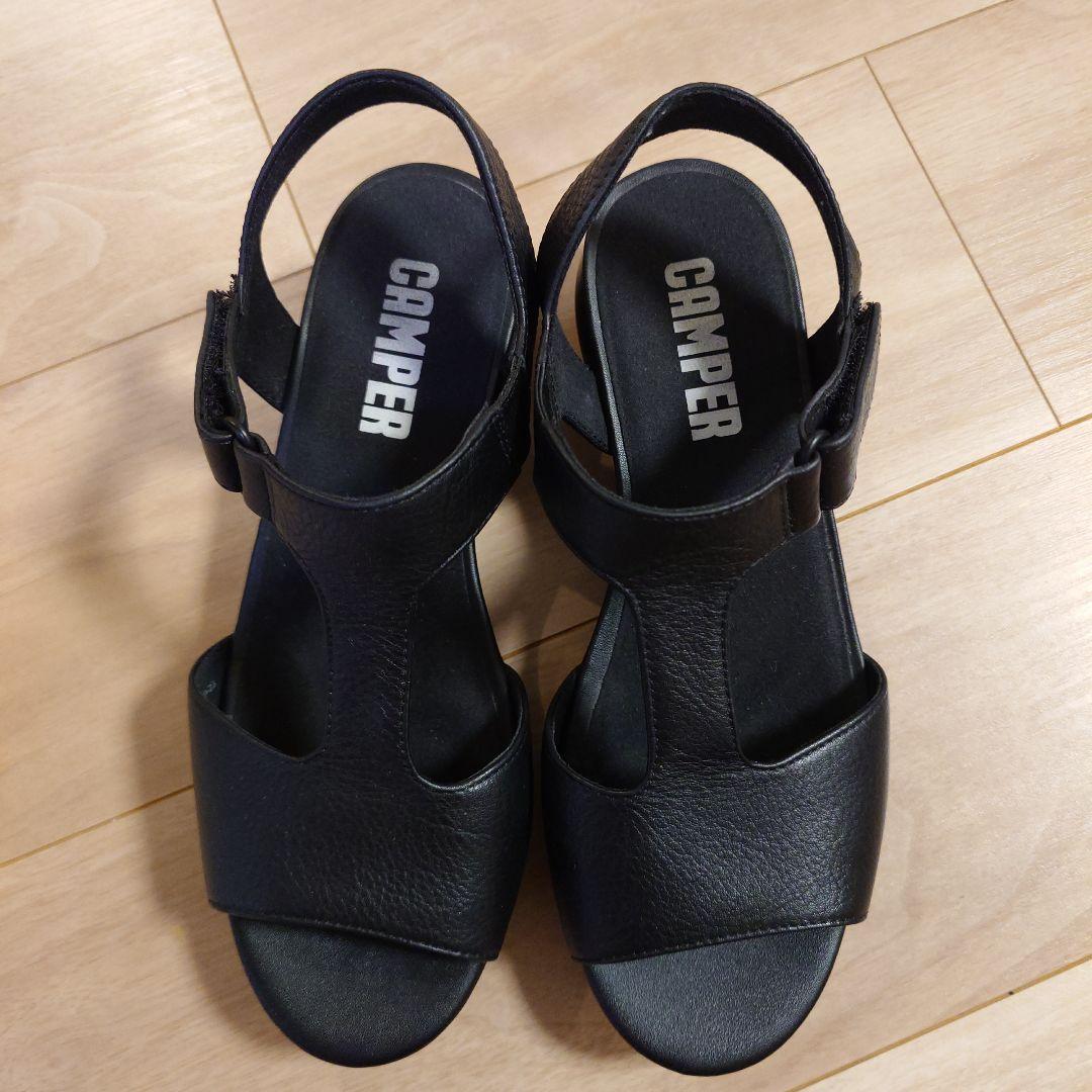 CAMPER ブラック サンダル オープントゥ