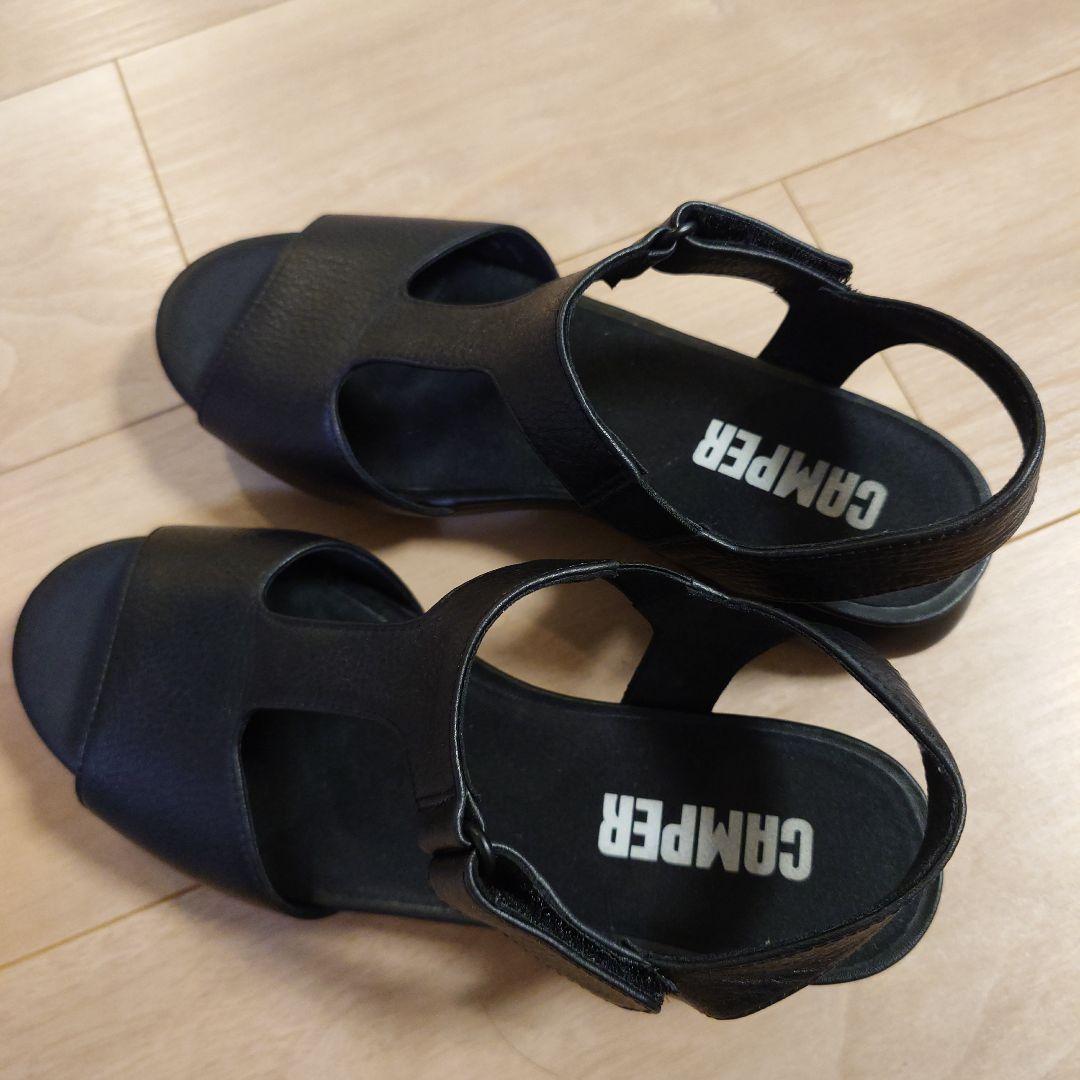 CAMPER ブラック サンダル オープントゥ