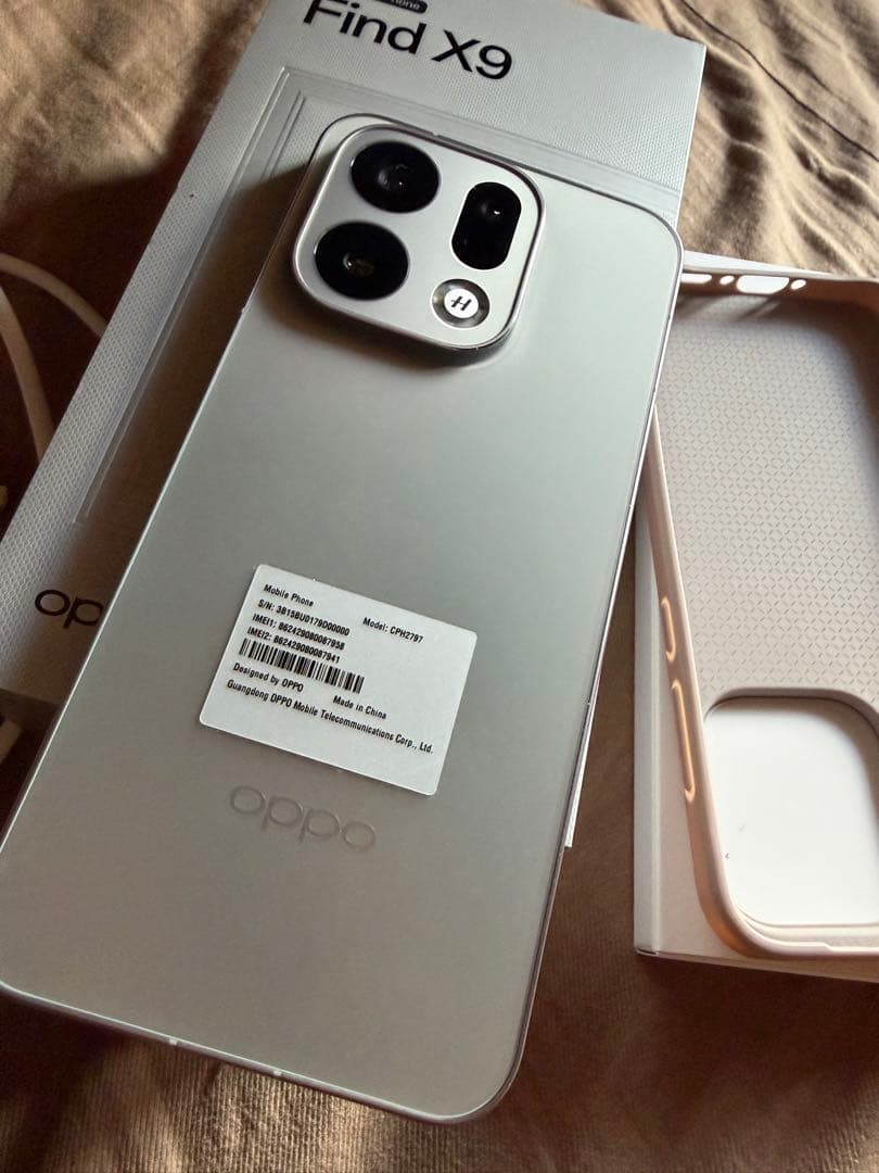 【極美品】oppo Find X9 本体プラス付属品一式