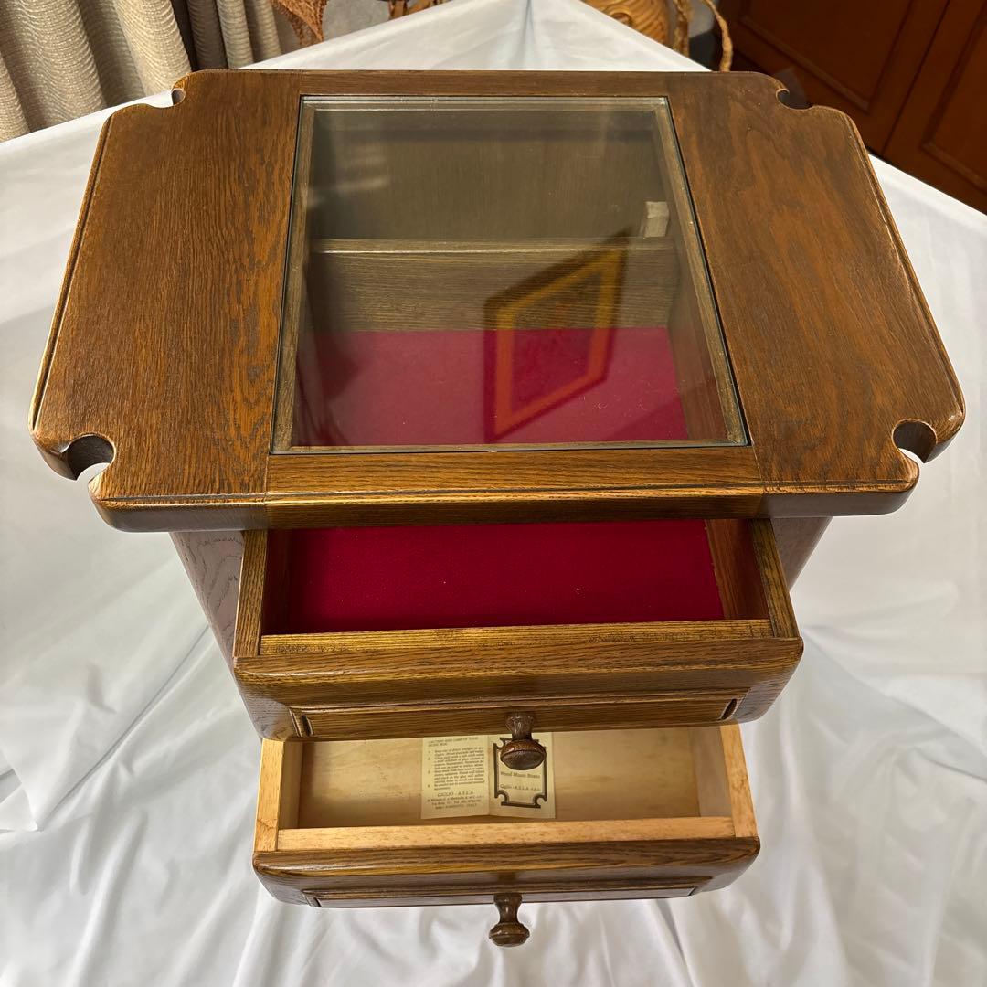 イタリアGiglio社　マホガニー木製サイドテーブル ガラス天板　2つ引き出し