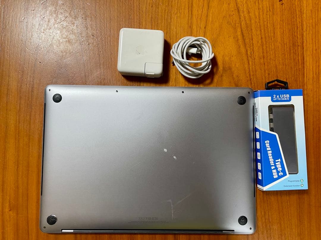 MacBook Pro 2016 （15インチ）16GB