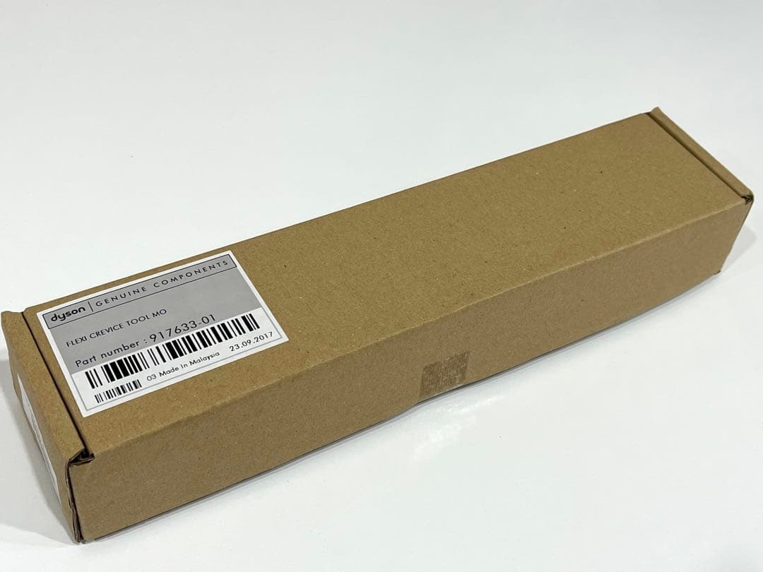 h644 新品・未開封　ダイソン　DC74 V6 FLUFFY 掃除機　付属品有