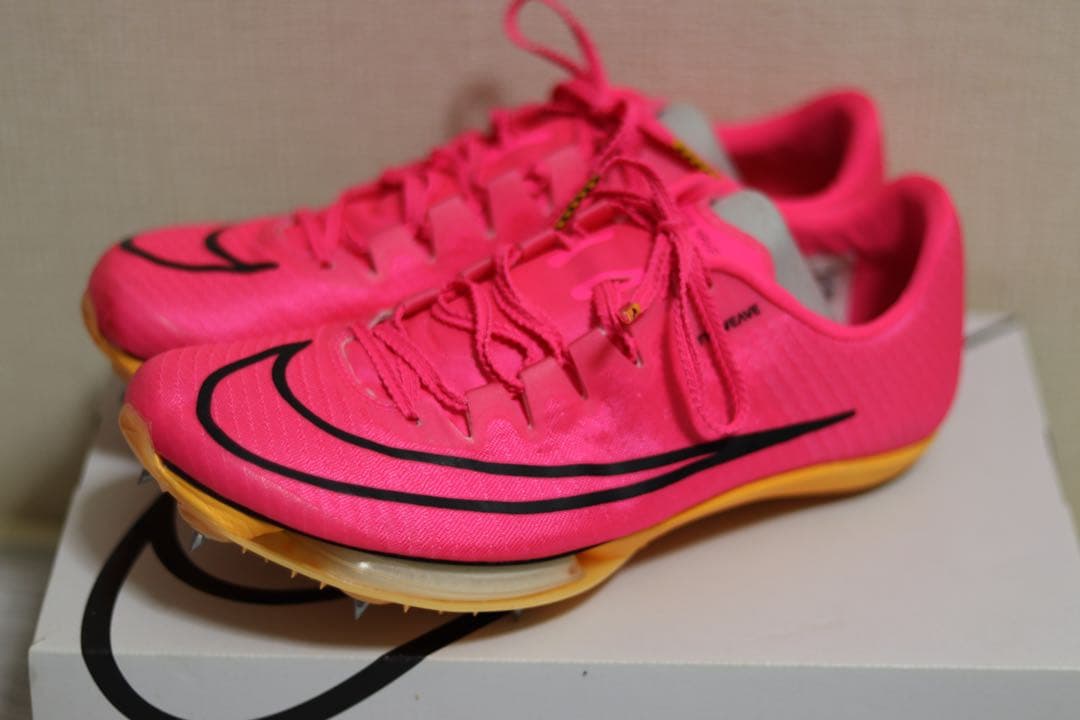 Nike AIR ZOOM MAXFLY ピンク