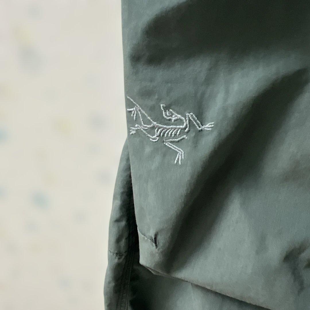 アークテリクス　レディース　カーゴパンツ　グリーン