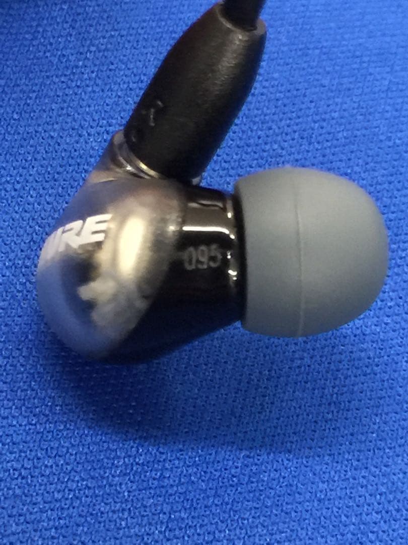 SHURE AONIC 4 高遮音性 有線イヤホン マイク付き No.095