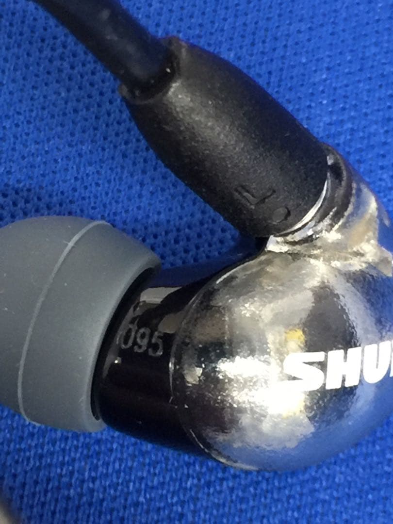 SHURE AONIC 4 高遮音性 有線イヤホン マイク付き No.095