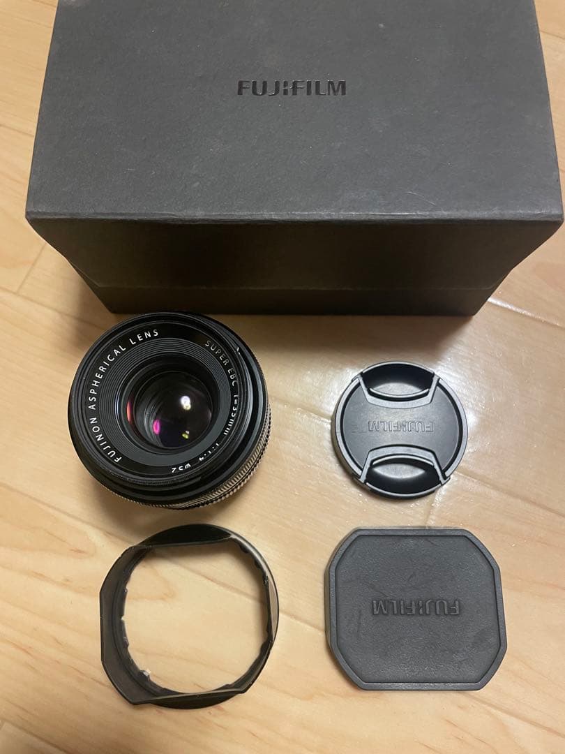 富士フィルム XF 35mm f1.4 単焦点レンズ　保護フィルタ付　中古美品