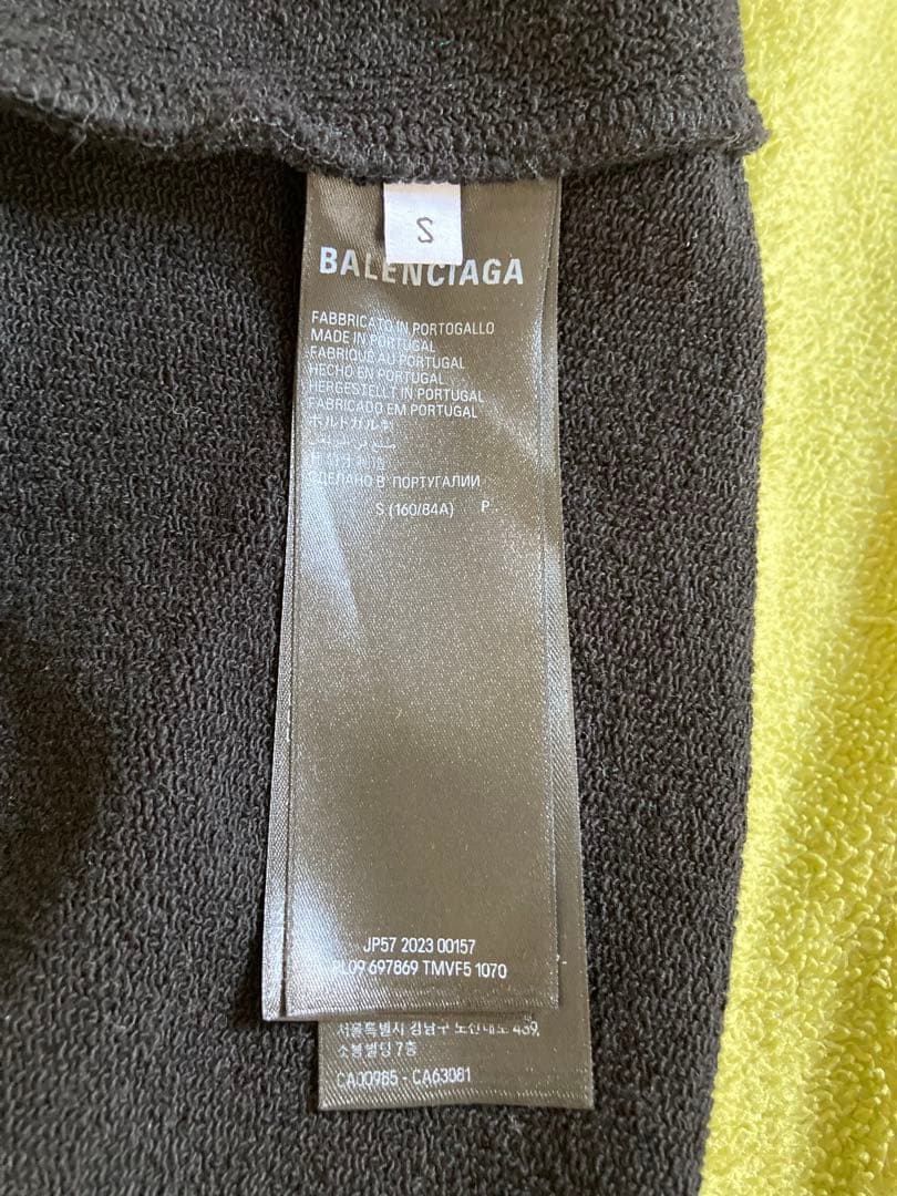 MACT　バレンシアガ黒トレーナー