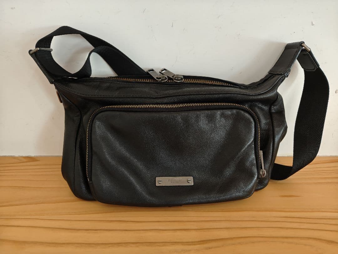 へ*う様 COACH　レザーショルダーバッグ