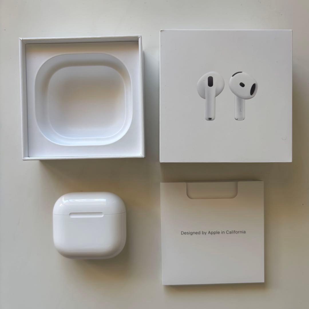 【ほぼ新品】AirPods 4 本体 極美品 正規品 Appleストア