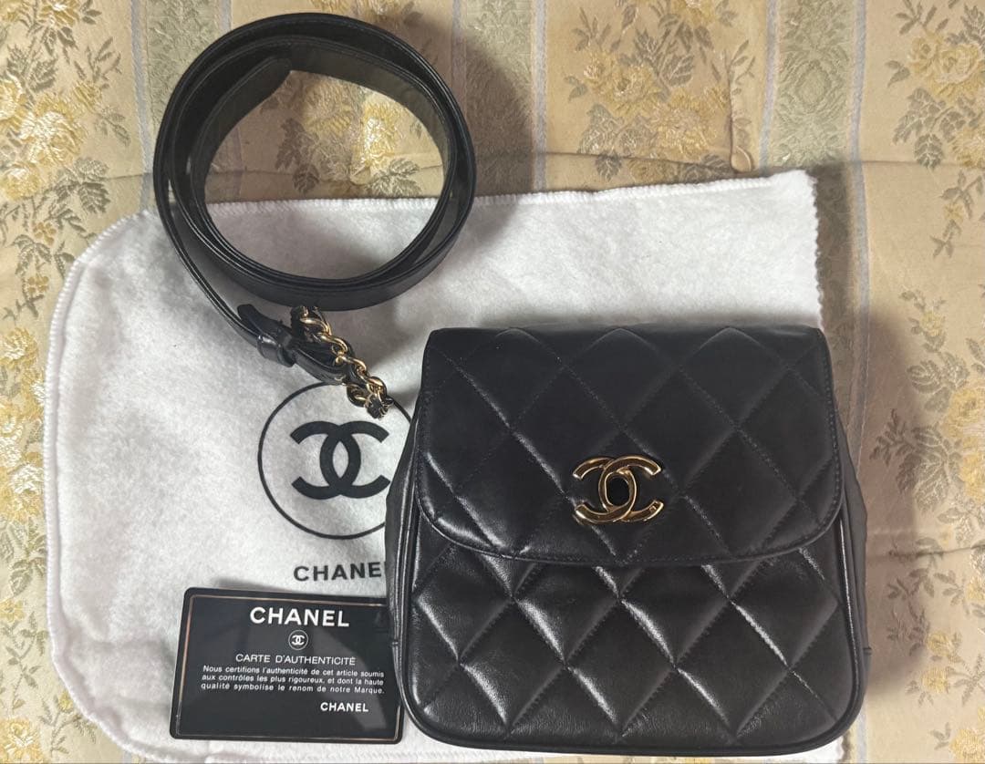 美品 Chanel シャネル ウエストポーチバッグ 黒