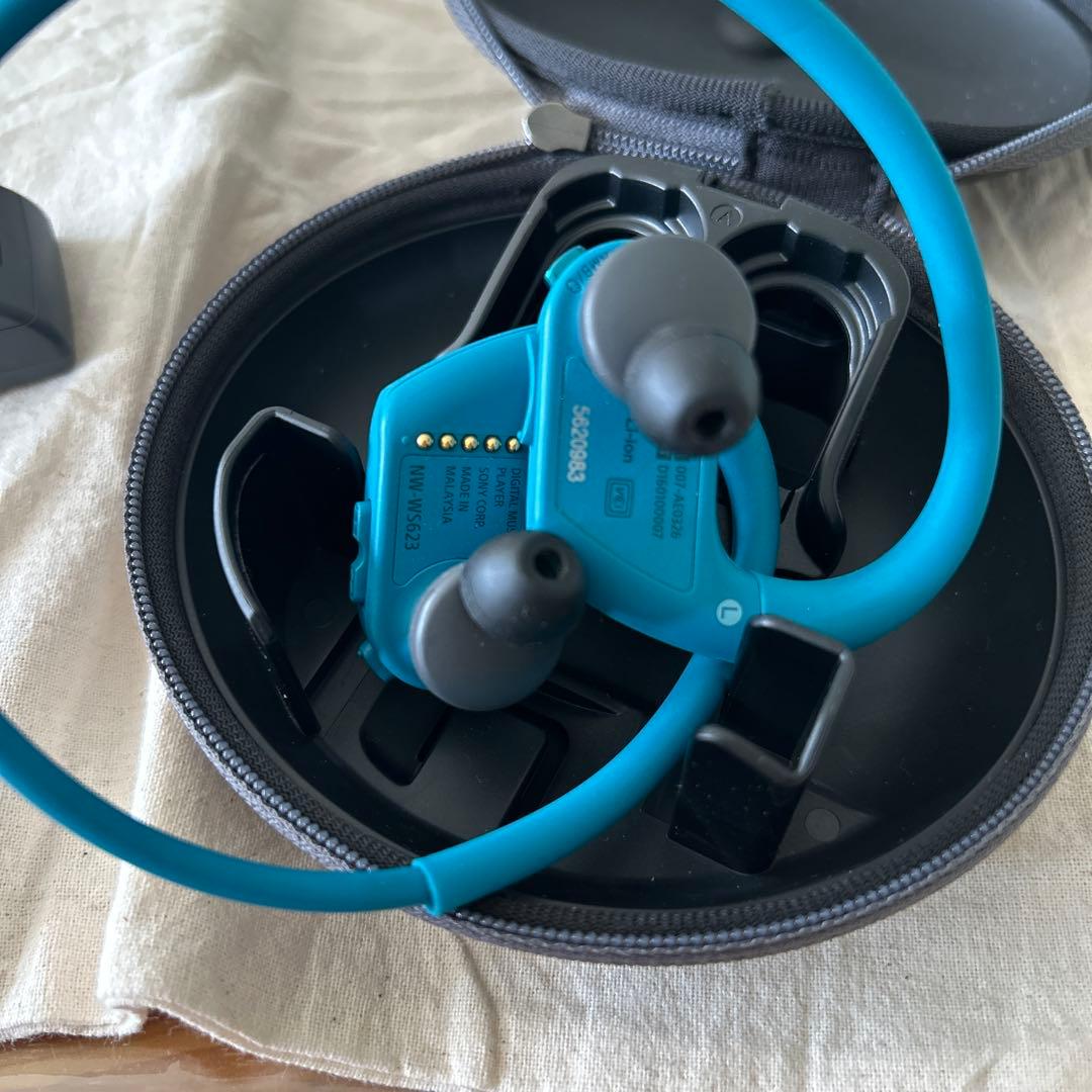 SONY 骨伝導イヤホン 青 充電ケース付き