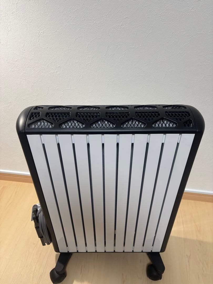 【美品】　デロンギ　オイルヒーター　MDH15-BK 1500W リモコン付