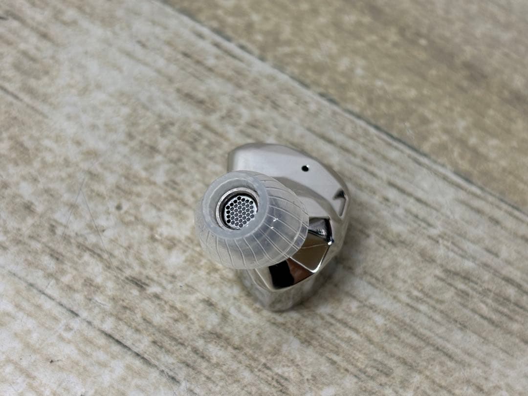 水月雨 moondrop 耳掛け式 カナル型 イヤホン KATO ダイヤモンド