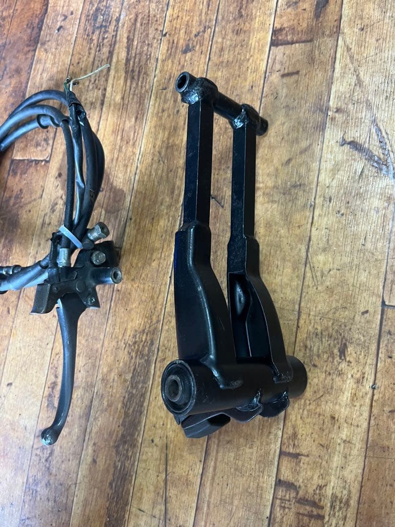 ホンダ　DIO50 AF25 ロンホイ10cm エンジンハンガー