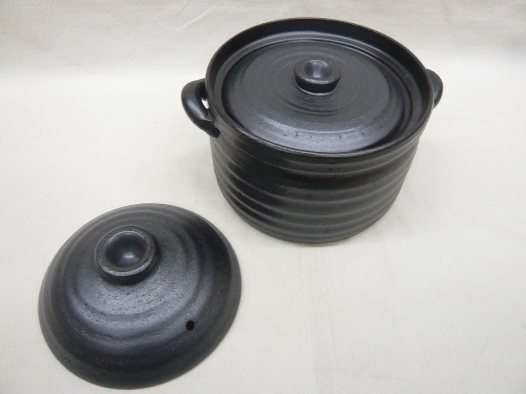 『萬古焼 二重蓋使用の3合炊きご飯釜 黒釉メタル』ガス・IH対応