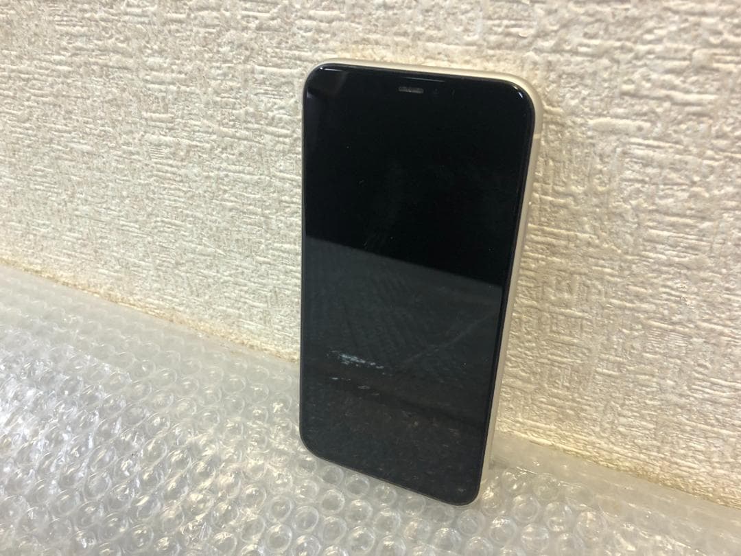 Apple iPhone 11 128GB ホワイト SIMフリー