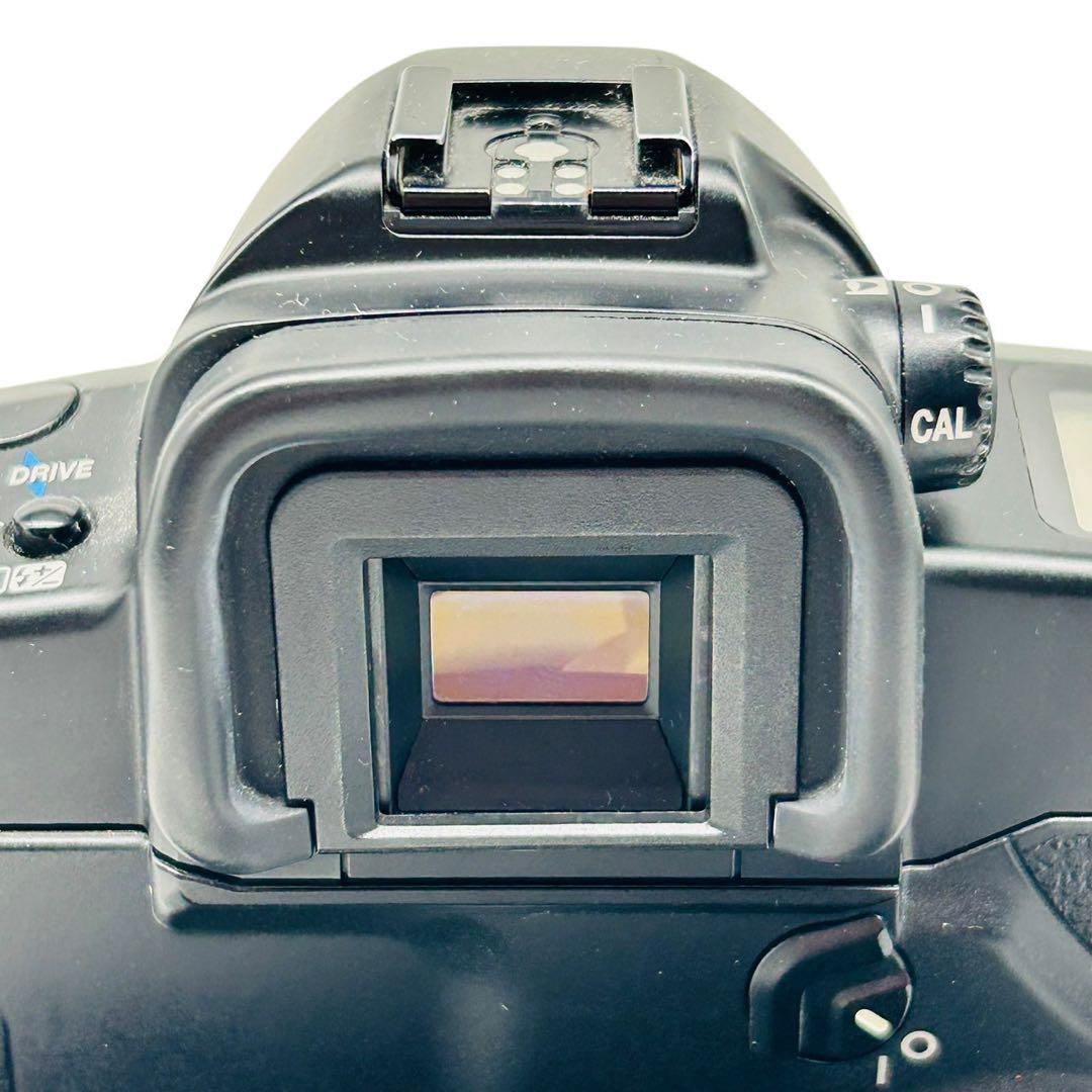 キャノン Canon EOS-3 フィルム 一眼レフ